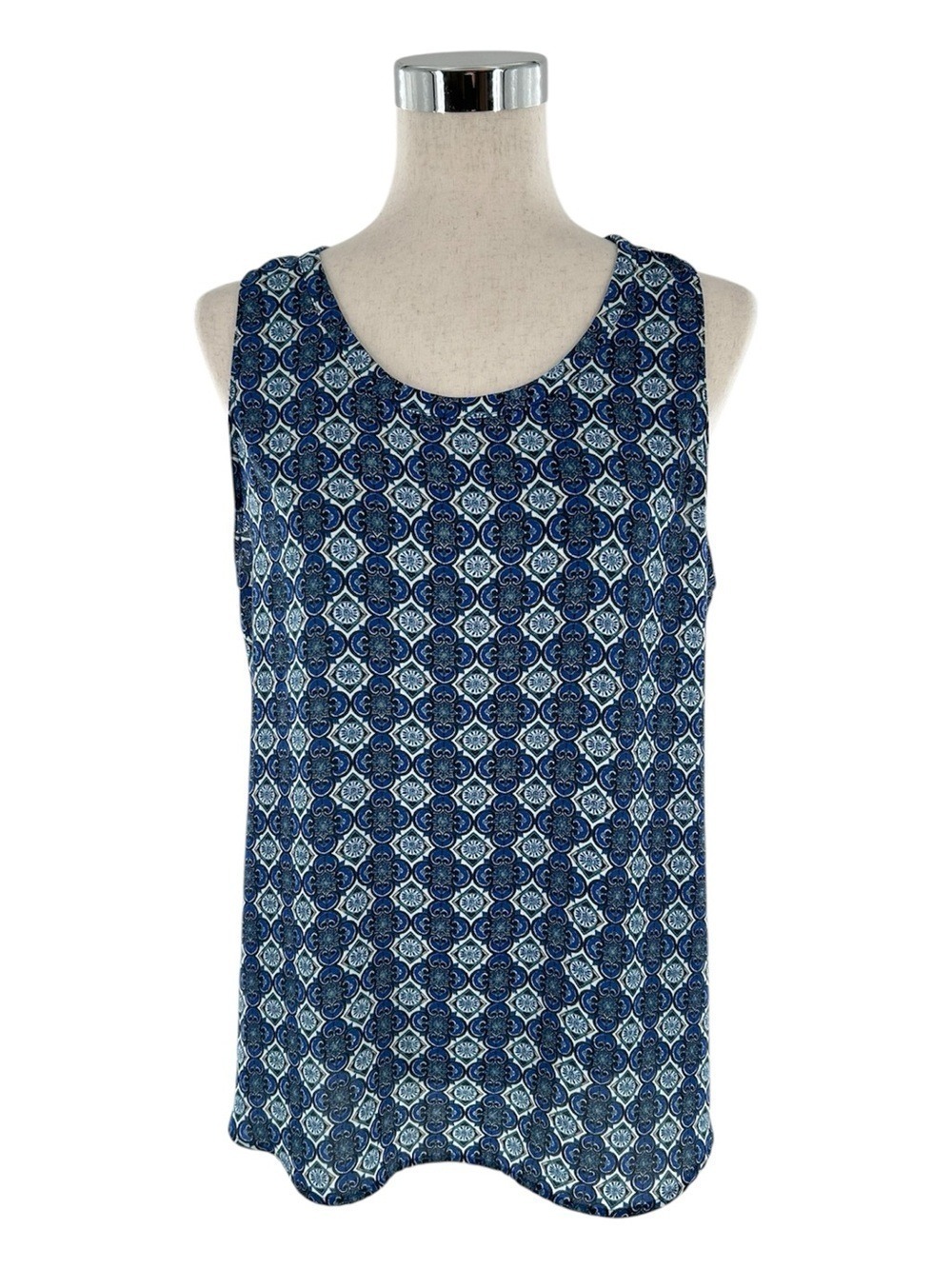 NWOT Van Heusen Geometric Print Sleeveless Blouse Top Size Large